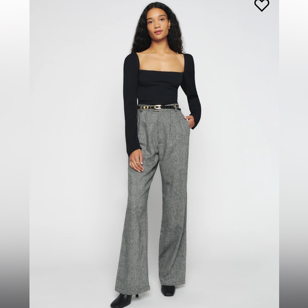 Reformation demi top in black